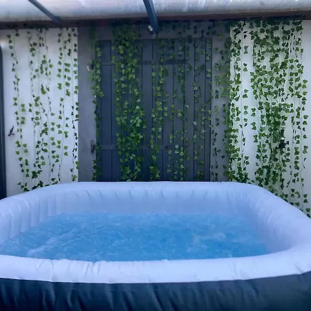 Дом отдыха Maison Carca - Piscine, Billard, Jacuzzi, 10p *